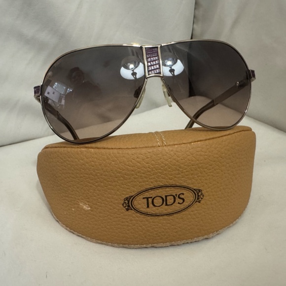 Tod's Women's Sunglass 07 Col 34x (Purple and Gold) - Picture 6 of 6